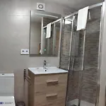 Benalbeach Casa Kito 1ª Linea De Playa Appartamento *