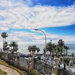 Benalbeach Casa Kito 1ª Linea De Playa Appartamento Benalmádena