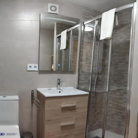 Benalbeach Casa Kito 1ª Linea De Playa Appartamento *