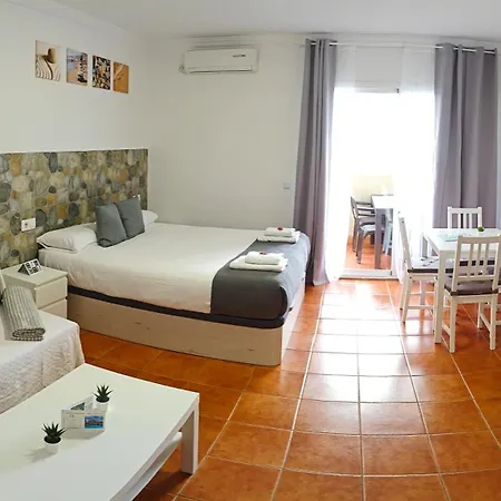 Benalbeach Casa Kito 1ª Linea De Playa بينالماذينا